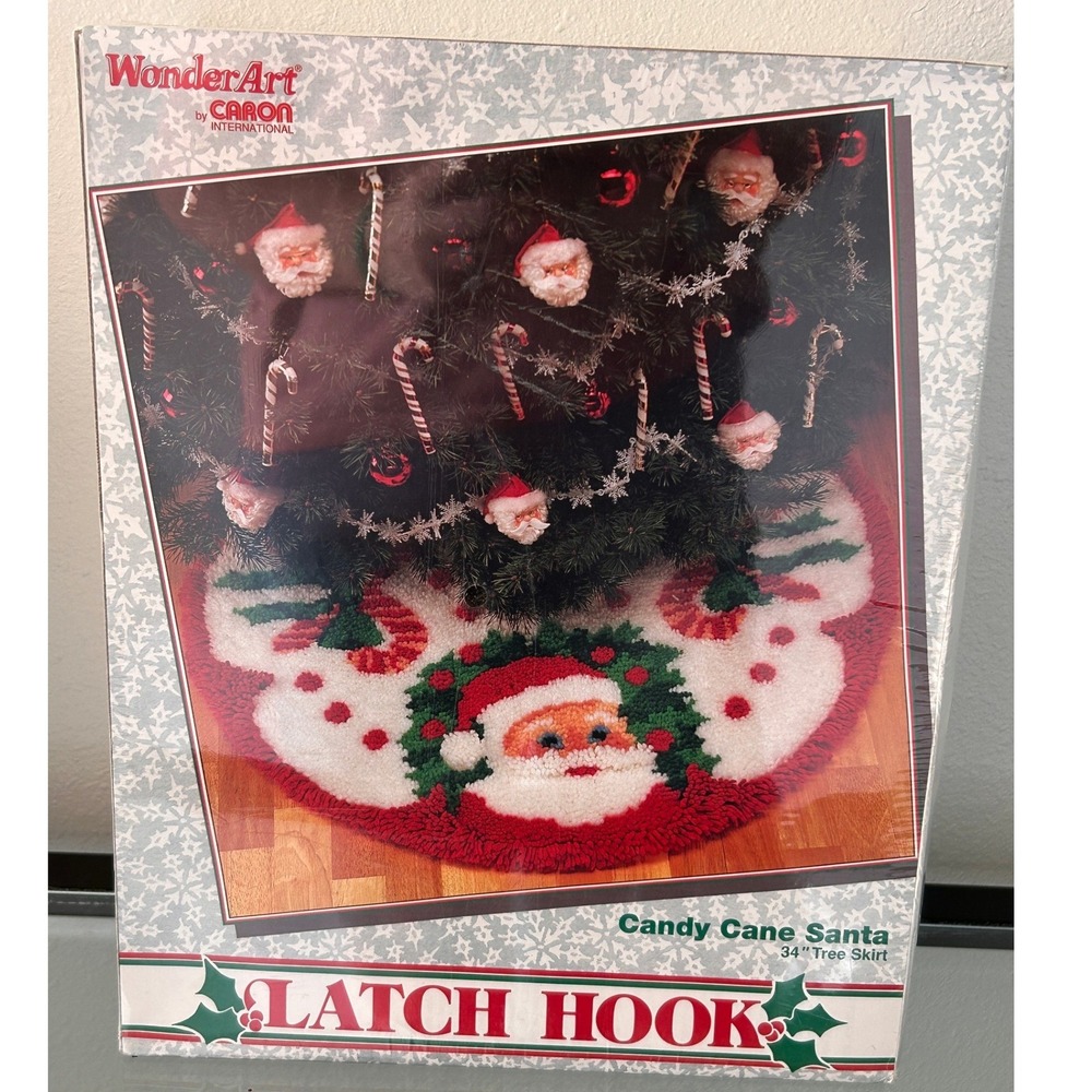 WonderArt Caron Candy Cane Santa Latch Hook Tree Skirt Kit 4536 Vintage 34 Inch